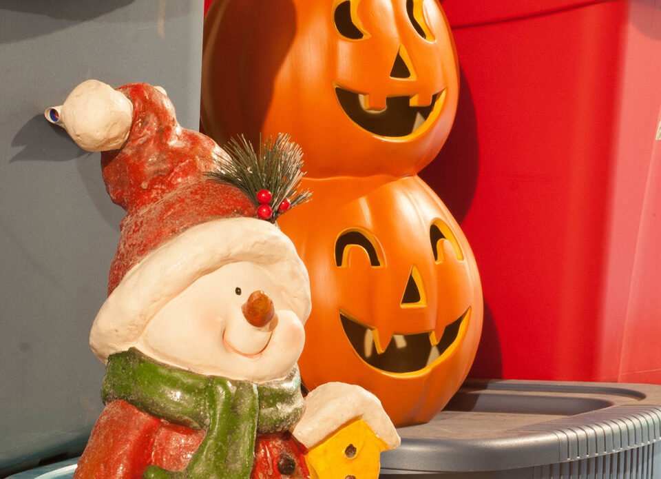 christmas season storage switching